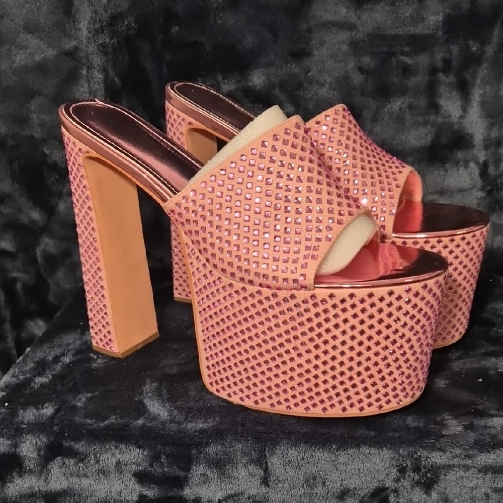 Elegant Pink Studded Platform Sandals